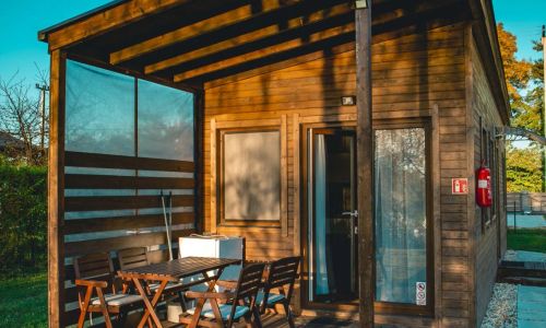 Berek Vízparti Faházak Hövej