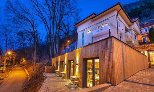 Upper House Boutique Hotel Brașov