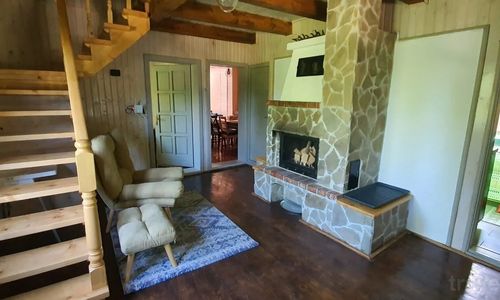 Casa Dintre Brazi Comandău