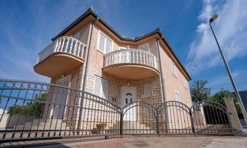 Apartmani Pavlakovic Sveti Filip i Jakov