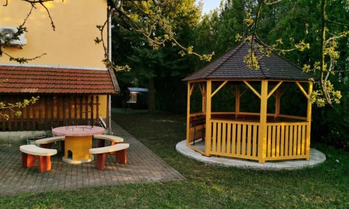 Ciklámen Vendégház Mezőkövesd