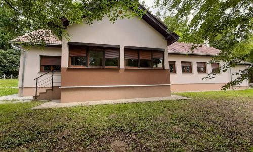 Erdei Lak Kistolmács