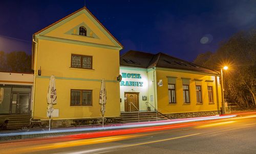 Hotel RABBIT Trhový Štěpánov