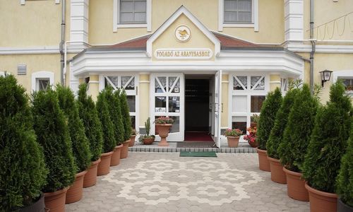 Hotel Aranysas Alsóörs
