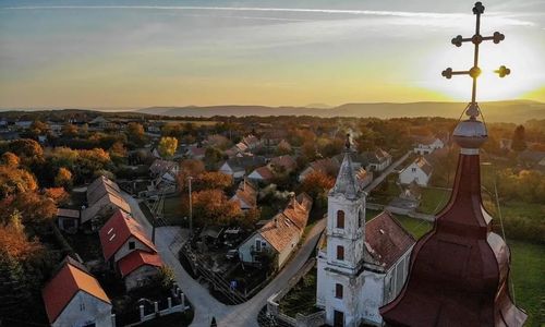 Hársfa Home Vendégház Mencshely