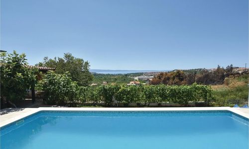 Apartman Žrnovnica - CDE321