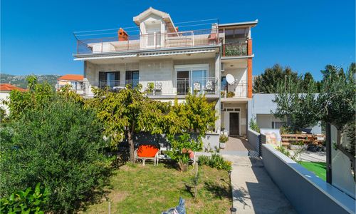 Apartman Kaštel Kamblelovac - CDM862