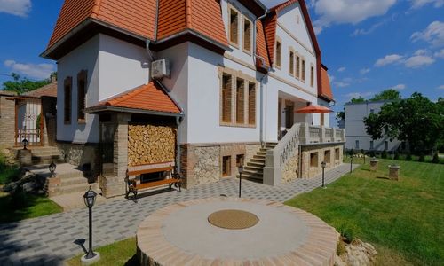 Lauber Villa Pécs