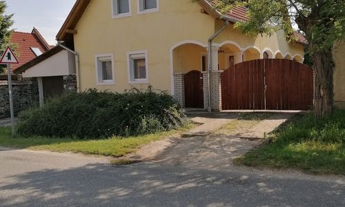 Tibica Apartman Badacsonytördemic