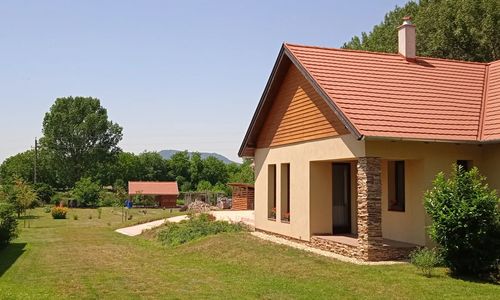 Erdő Szélén Házikó Vendégház Káptalantóti