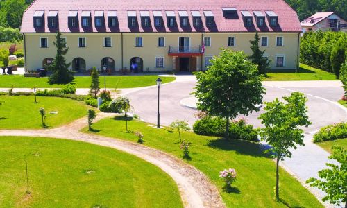 Chateau Hotel Jurjevec Brežane Lekeničke