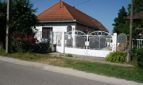 Magdika Vendégház Pázmánd