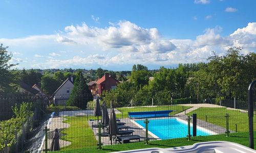 Flóra Vendégház Tamási