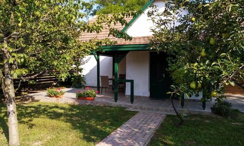 Krista Porta Vendégház Ságvár