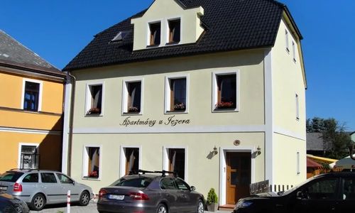 Apartmány U Jezera Frymburk (Náměstí)