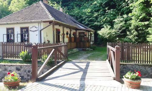 Flórika Vendégház Háromhuta