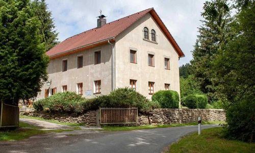 Kamenný statek Rožmitál na Šumavě