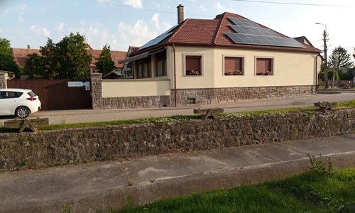 Patakparti Vendégház (Benkovics ház) Pilismarót