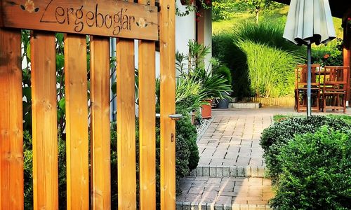 Zergeboglár Vendégház Ajkarendek