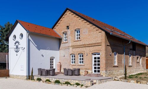 Magtár Villa Bóly