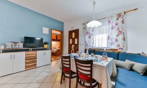 Apartmanok A Tenger Mellett Vir - 18570