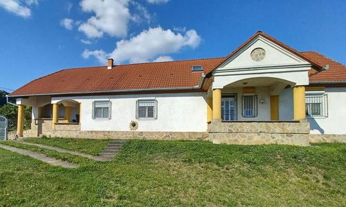 Mecseki Farkasvár Vendégház Magyarhertelend