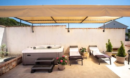 Nyaralóház Parkolóhellyel Mundanije, Rab - 18889 Mundanije