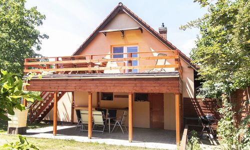 Telihold Apartman Velence