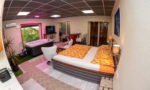 E 14 Apartman Berekfürdő