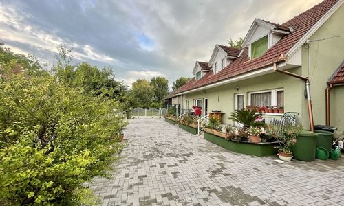 Györe Vendégház Galambok