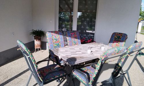 Zsolnai Apartman Bőny