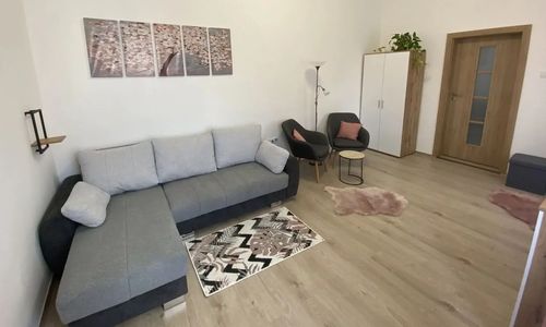 Rád-Vár Apartmanház Eger