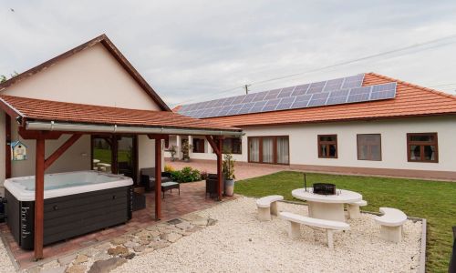 Végállomás Vendégház Göncruszka