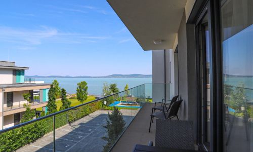 Platán Beach Apartman Balatonboglár