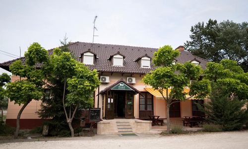 Fenyves Fogadó Ásotthalom