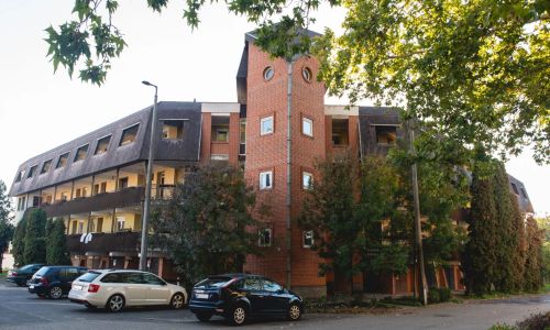 Bagolyvár Apartman Kisújszállás