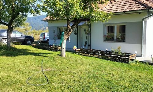 Casuta Alba Toplița