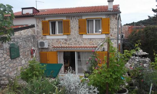 Apartments Sunce Murter