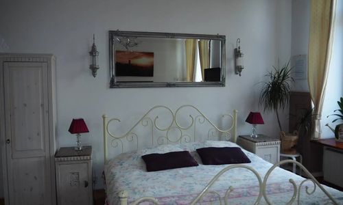 POKOJE GOŚCINNE ul. P.O.W 17 Łódź