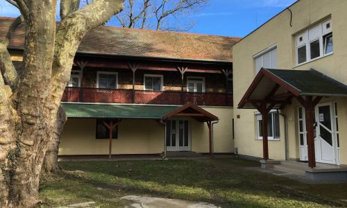 Nyaraló Centrum Balatonszemes