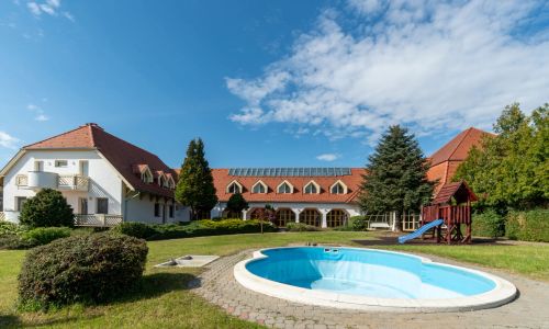 Global Apartmanház Vonyarcvashegy