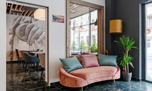 Onyx Luxury****Budapest