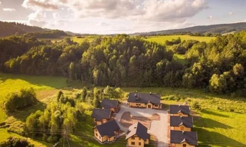 OSADA PODRÓŻNIKA - Całoroczne Domki Drewniane