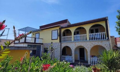 Apartmani Matan Vir