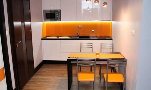 Karla- apartamenty i pokoje w Dębkach