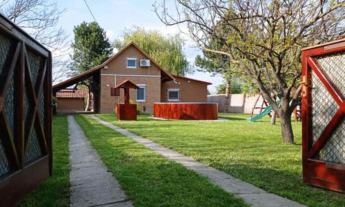 Enikő Vendégház Szarvas