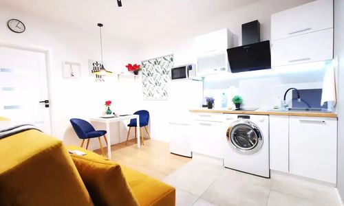 II Stylowe dwupokojowe mieszkanie nad Kanałem SKM Warszawa