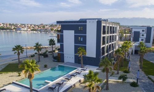 Royaluxs Hotel Plaza**** Novalja