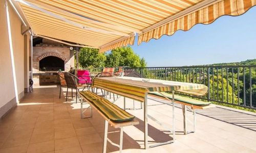 Nyaralóház Parkolóhellyel Samobor, Prigorje - 21340 Samobor