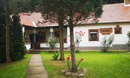 Hutagyöngye Vendégház Háromhuta